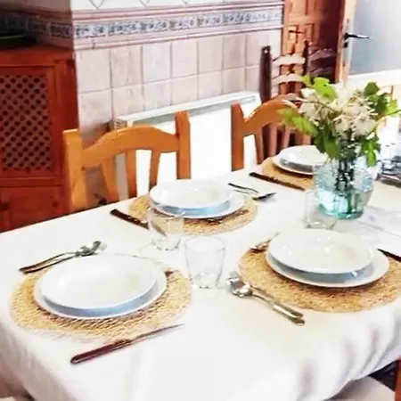 Penas De La Fuente Holiday home *