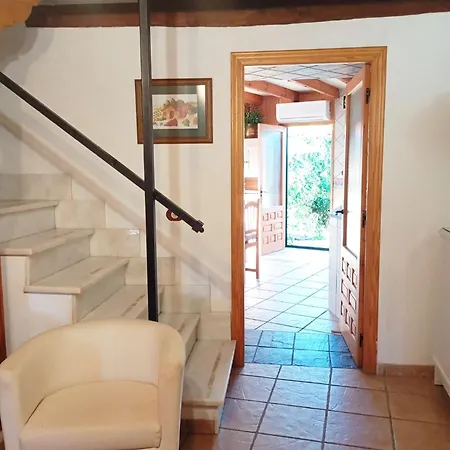 Penas De La Fuente Holiday home *